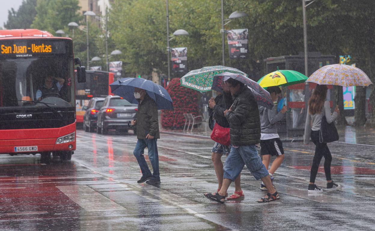 Las precipitaciones han golpeado con fuerza este jueves en Irun. 