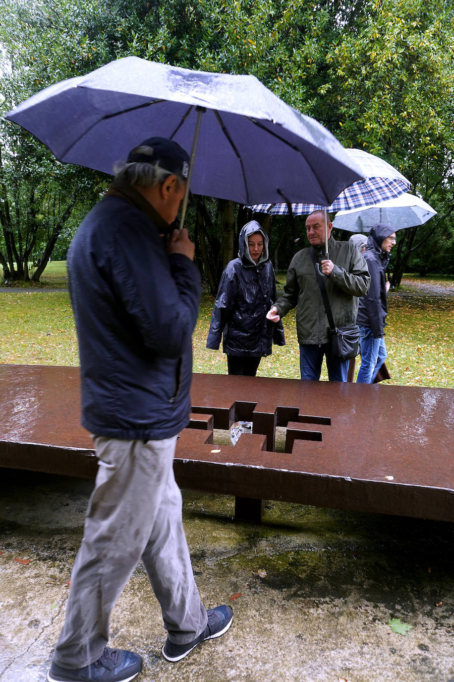 Fotos: Éxito de visitantes en Chillida Leku en vísperas de un aniversario muy especial