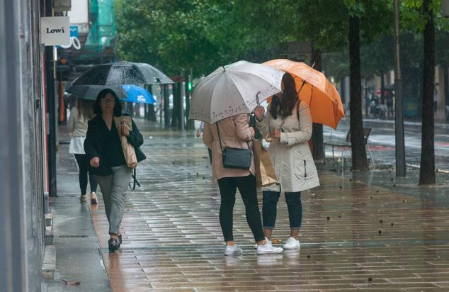 Fotos: Jornada de lluvias intensas en Gipuzkoa