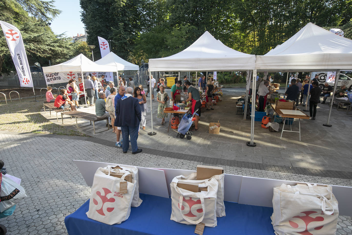 Fotos: Las imágenes del concurso de menestra de cordero