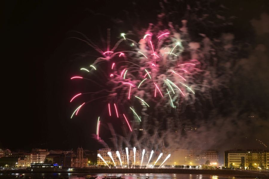 Fotos: Vulcano cierra la Semana Grande donostiarra
