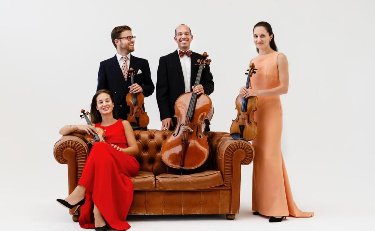 Liù Peliciari, Edoardo Zosi, Stefano Cerrato y y Benedetta Bucci forman Quartetto Adorno. 