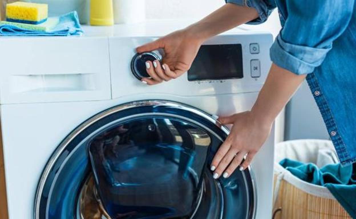 El precio de la luz hoy baja. 