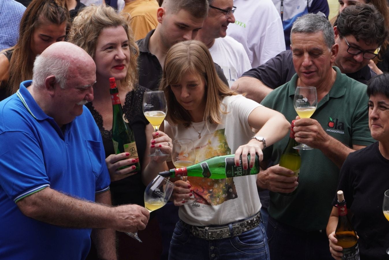 Fotos: Gran ambiente en el Sagardo Eguna en Donostia
