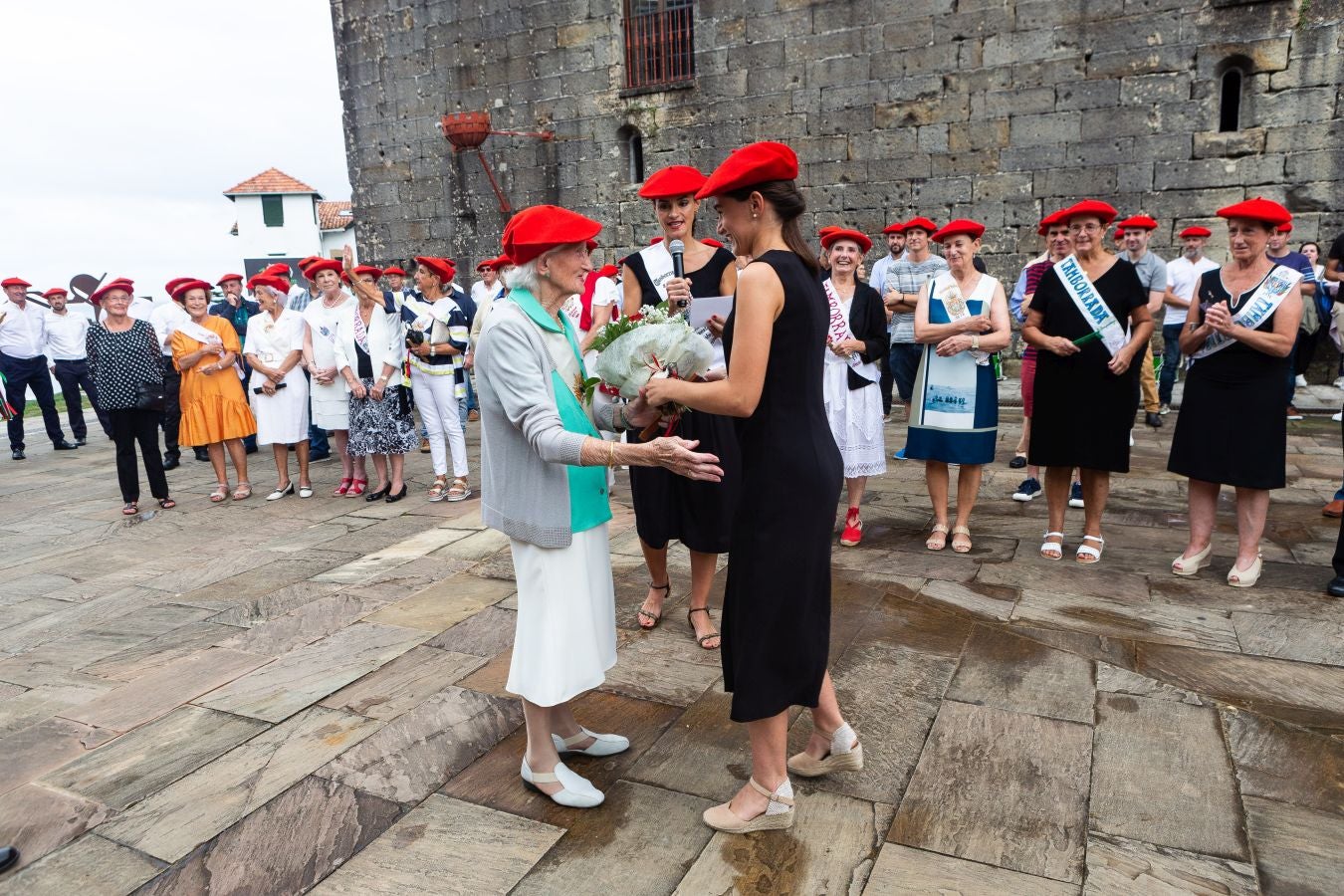 Fotos: Tanborrada celebró el centenario de su fundación con una emotiva jornada
