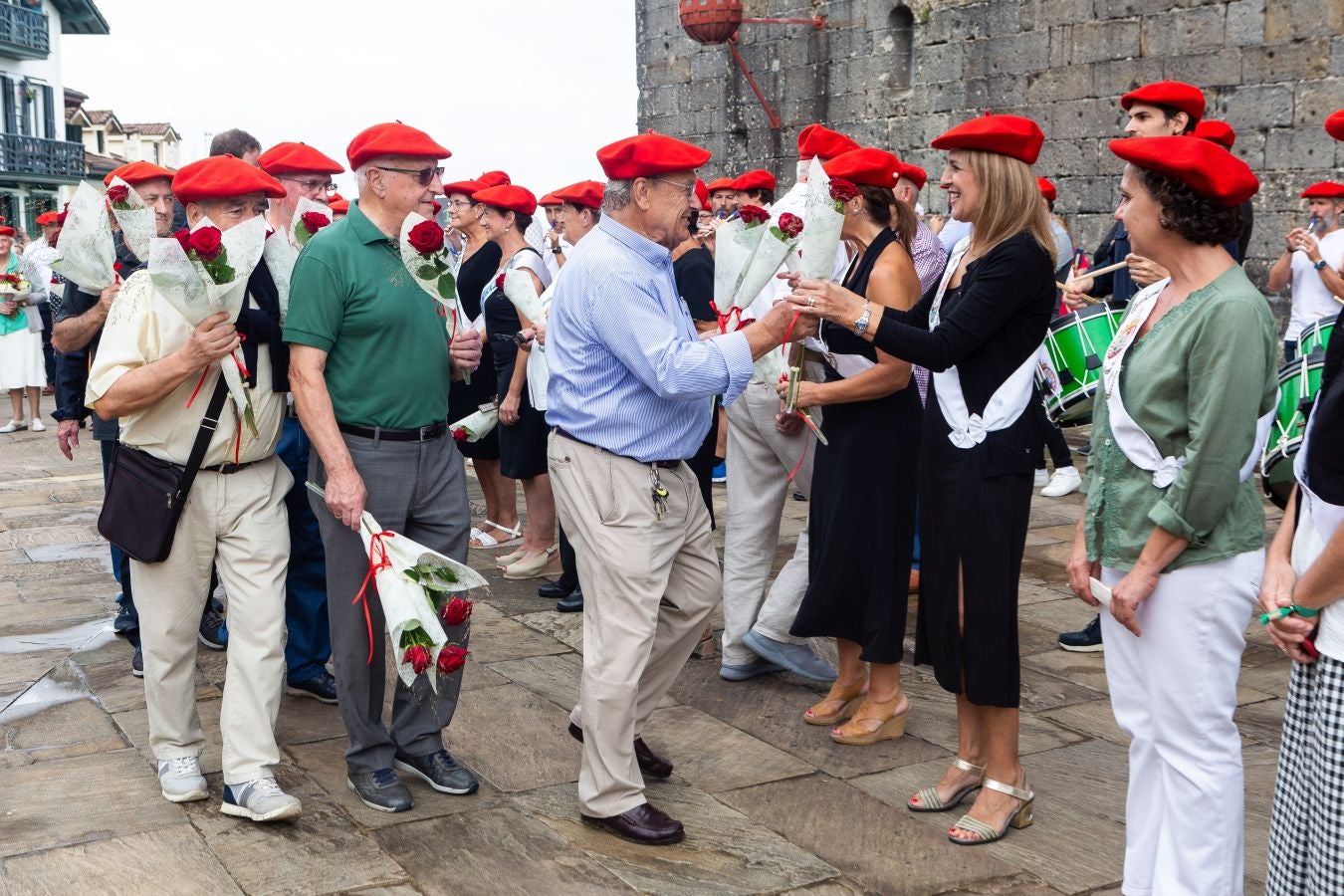 Fotos: Tanborrada celebró el centenario de su fundación con una emotiva jornada