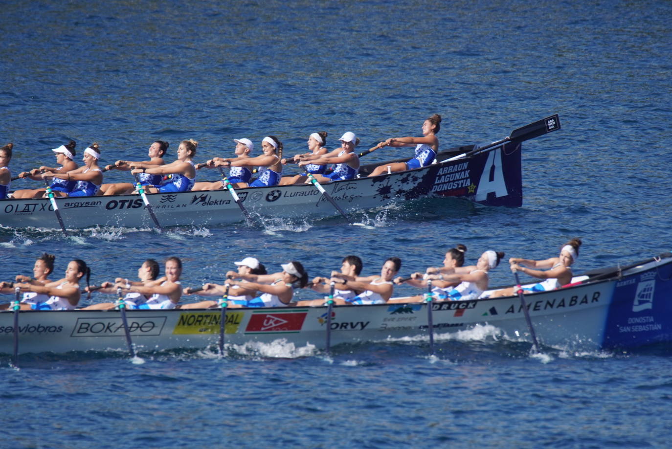 Fotos: Las regatas femeninas de La Concha, en imágenes