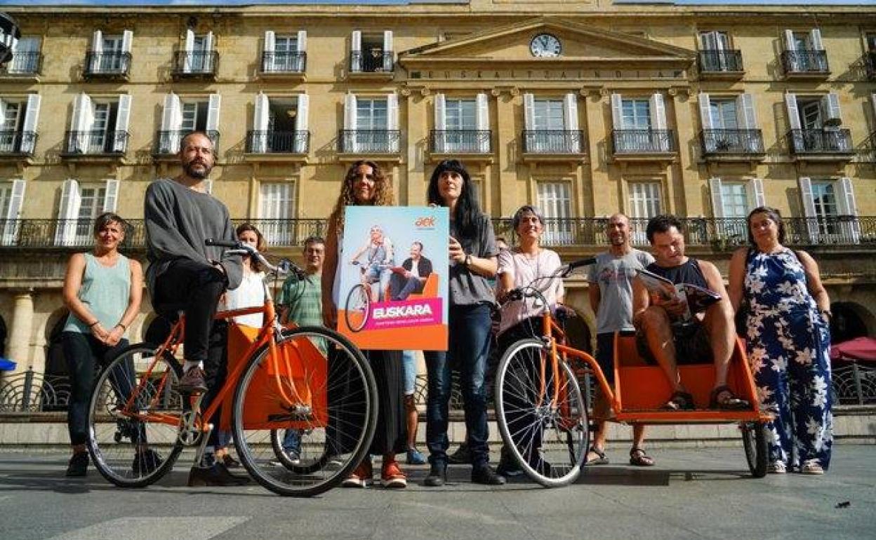 AEK-k euskara lantzeko matrikulazio epea ireki du