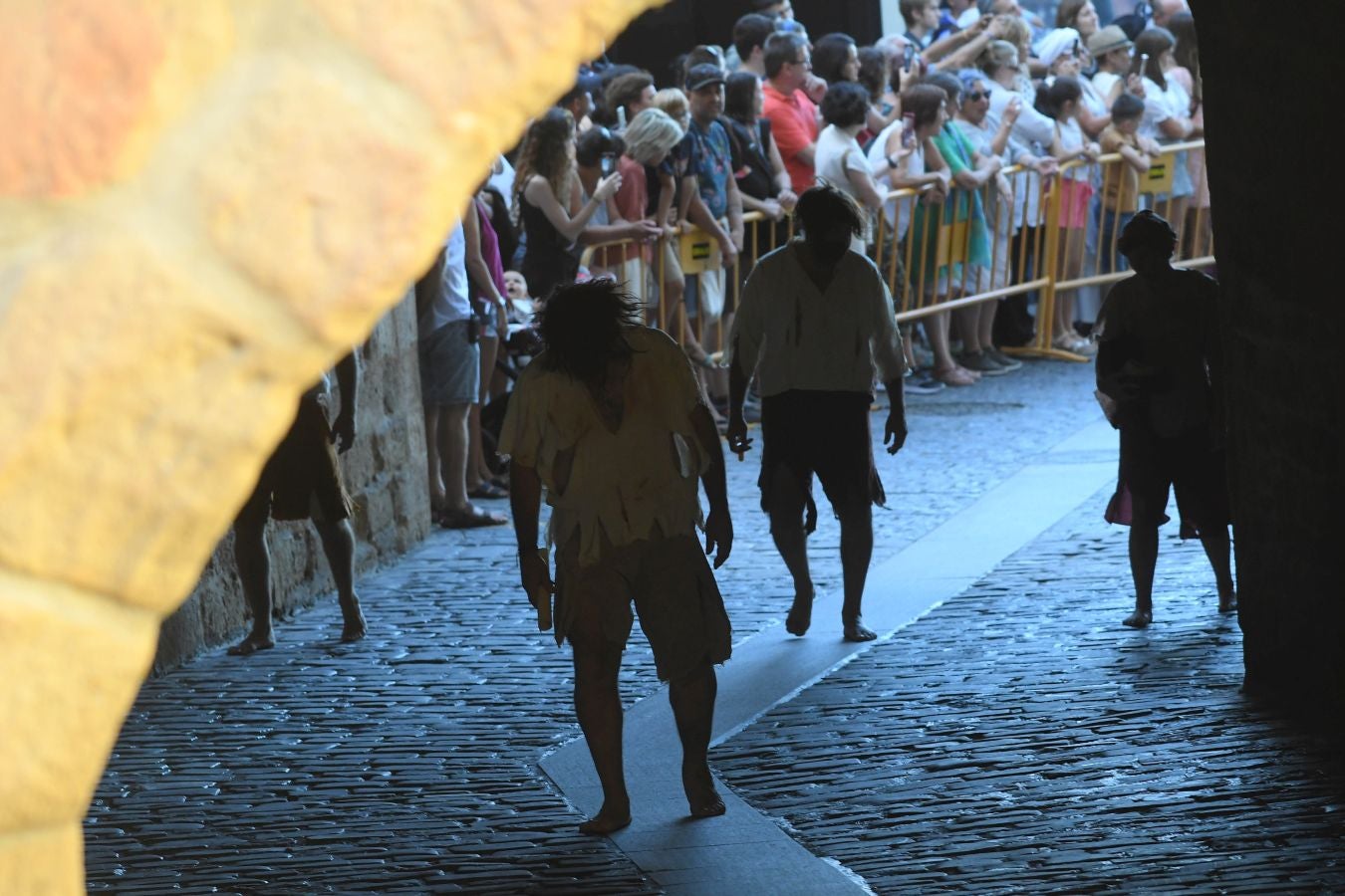 Fotos: Las mejores imágenes del desembarco de Elcano en Getaria