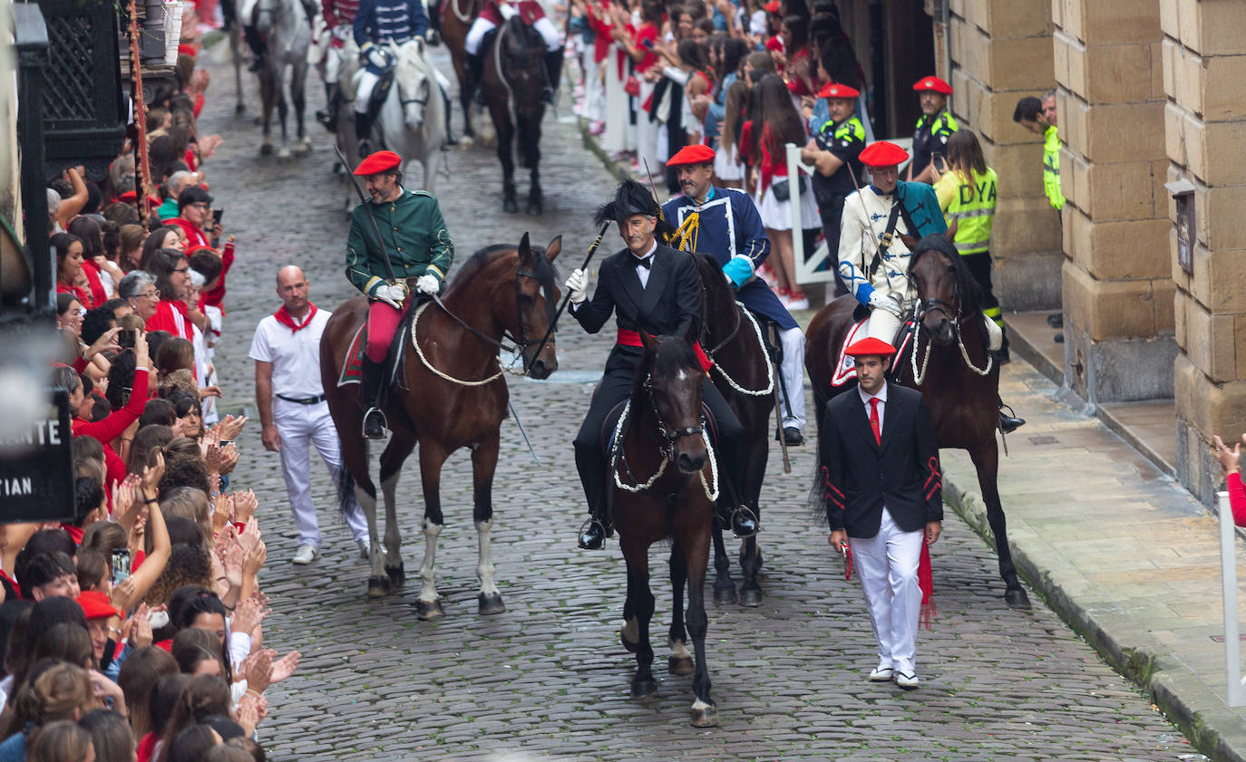 Fotos: Las mejores imágenes del Alarde tradicional