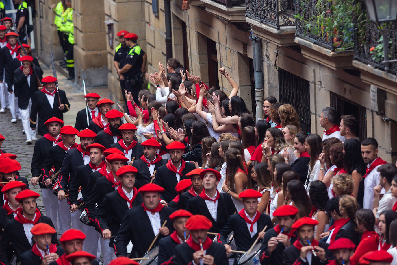 Fotos: Las mejores imágenes del Alarde tradicional