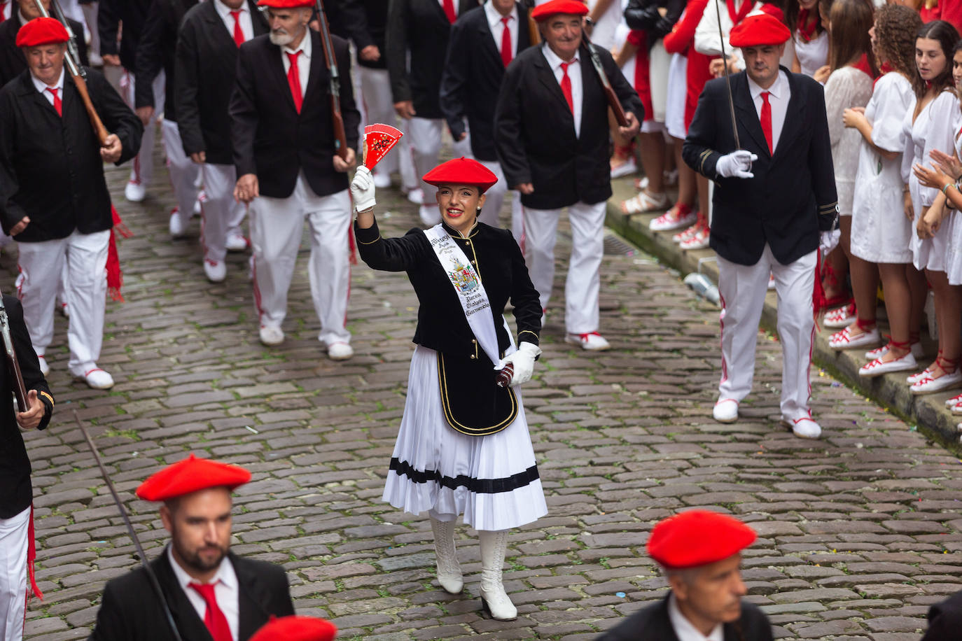 Fotos: Las mejores imágenes del Alarde tradicional