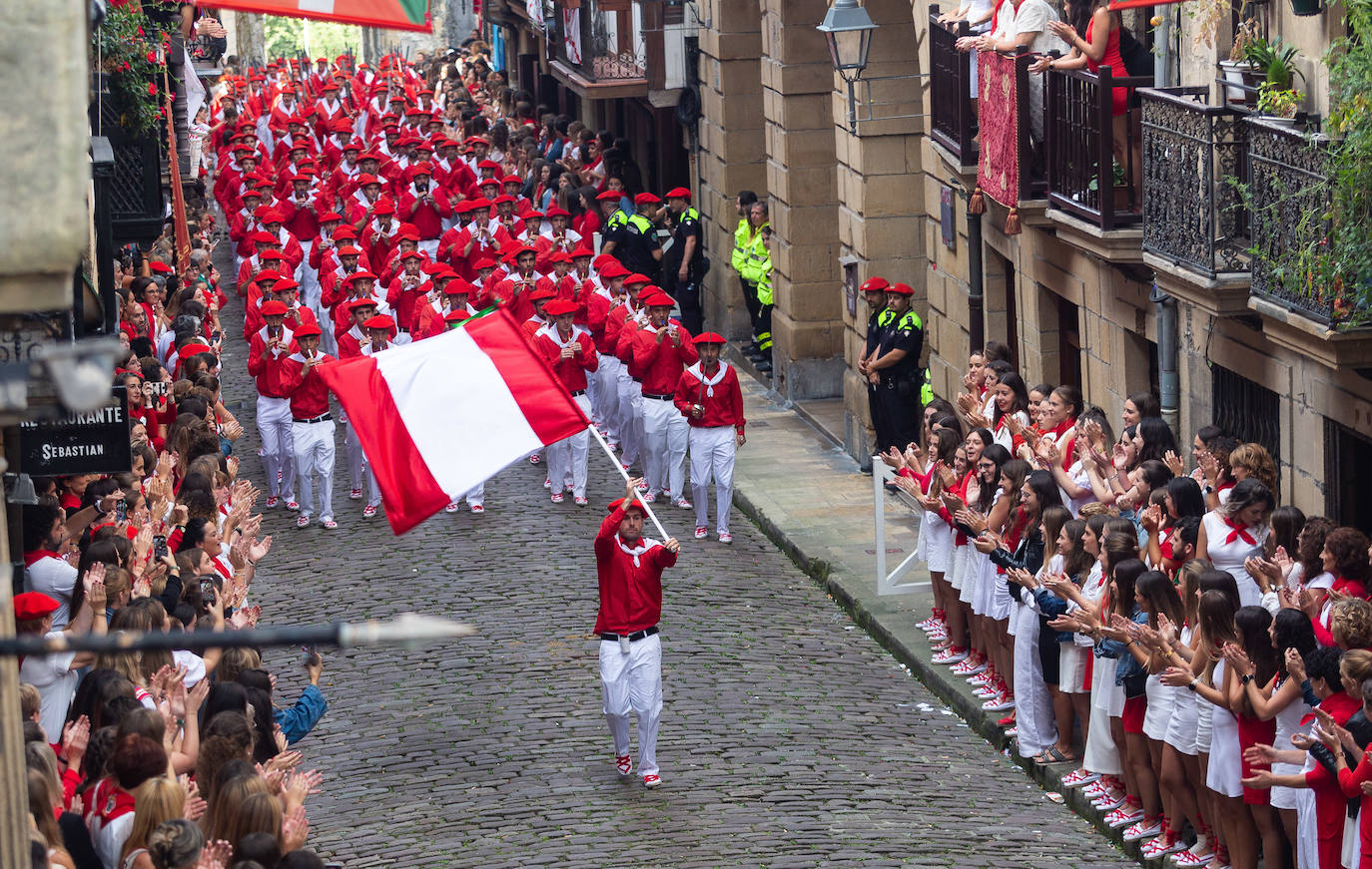 Fotos: Las mejores imágenes del Alarde tradicional