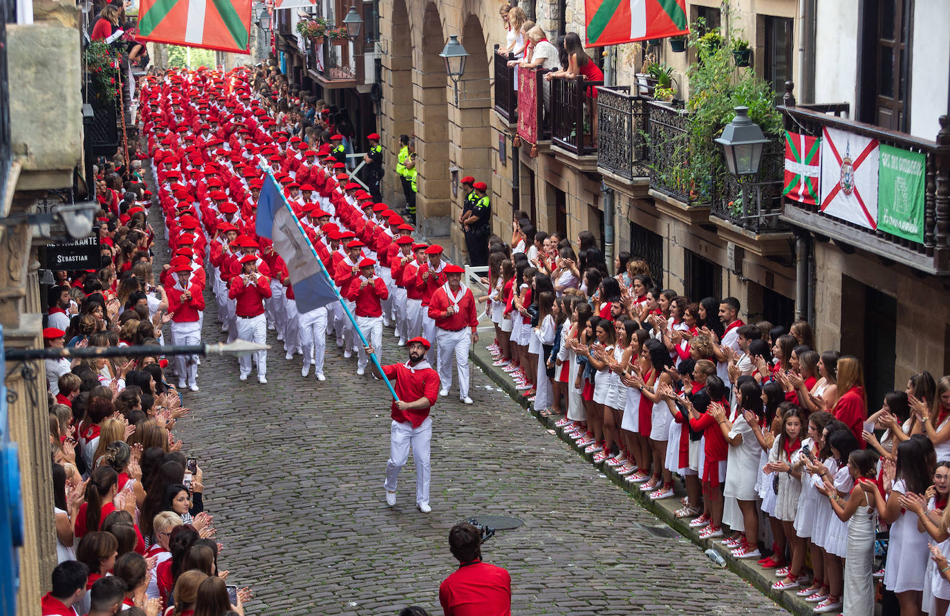 Fotos: Las mejores imágenes del Alarde tradicional