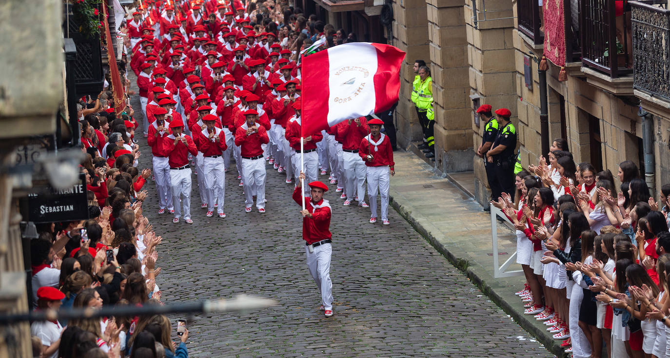 Fotos: Las mejores imágenes del Alarde tradicional