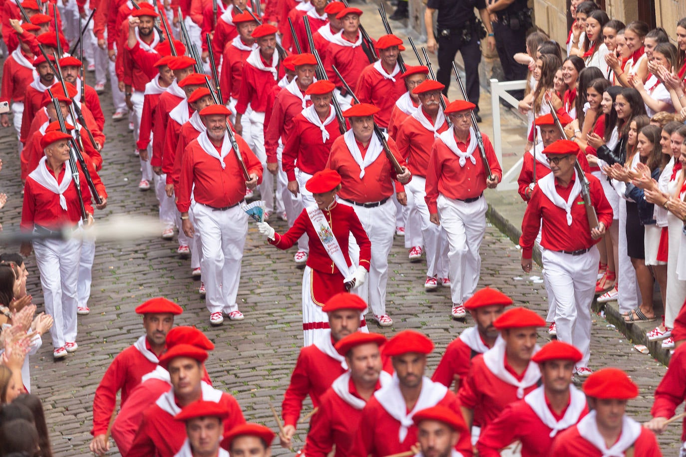 Fotos: Las mejores imágenes del Alarde tradicional