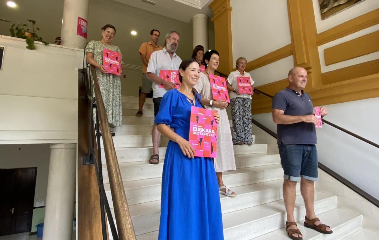 El curso académico arrancará el día 21 de este mes bajo el lema 'Euskara niretzat, hiretzat, harentzat, guretzat, zuentat, zuretzat; guztiontzat!'. 