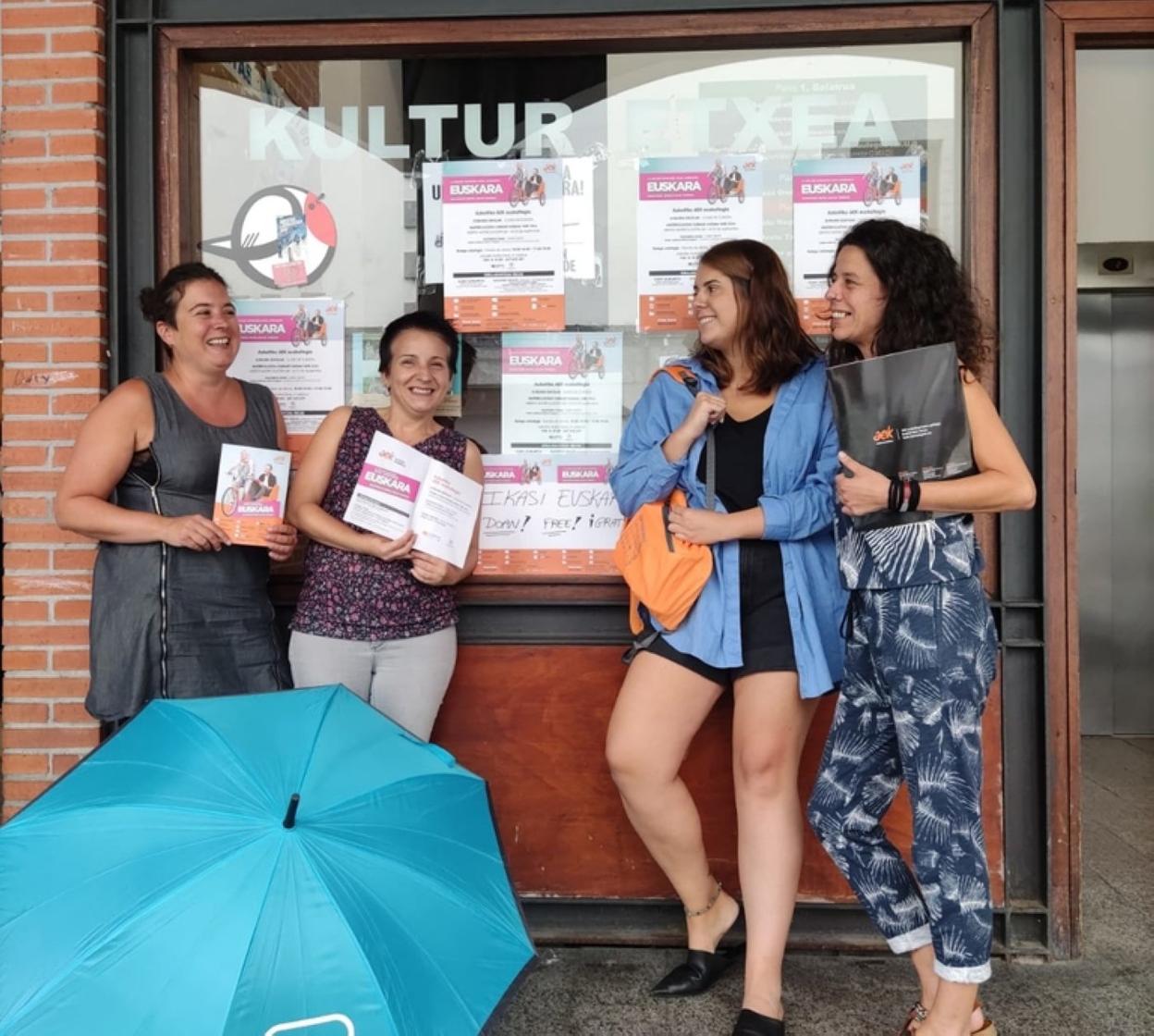 Imagen de promoción de la nueva campaña del euskaltegi. 