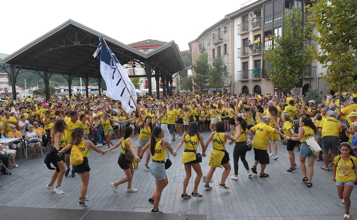 Bandera de La Concha - Regata femenina: Comida en Aginaga y homenaje en casa