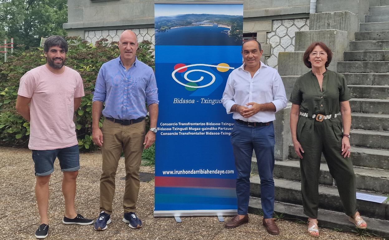 Borja Olazbala, Kalixa Silanes, Miguel Ángel Páez e Itziar Aizpuru. 