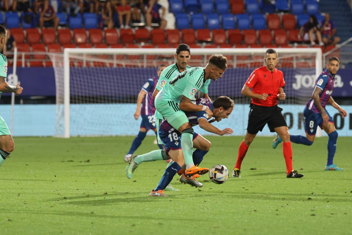 Fotos: Goleada del Eibar al Granada