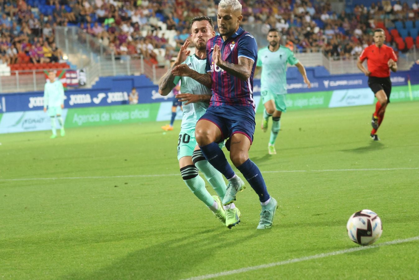 Fotos: Goleada del Eibar al Granada