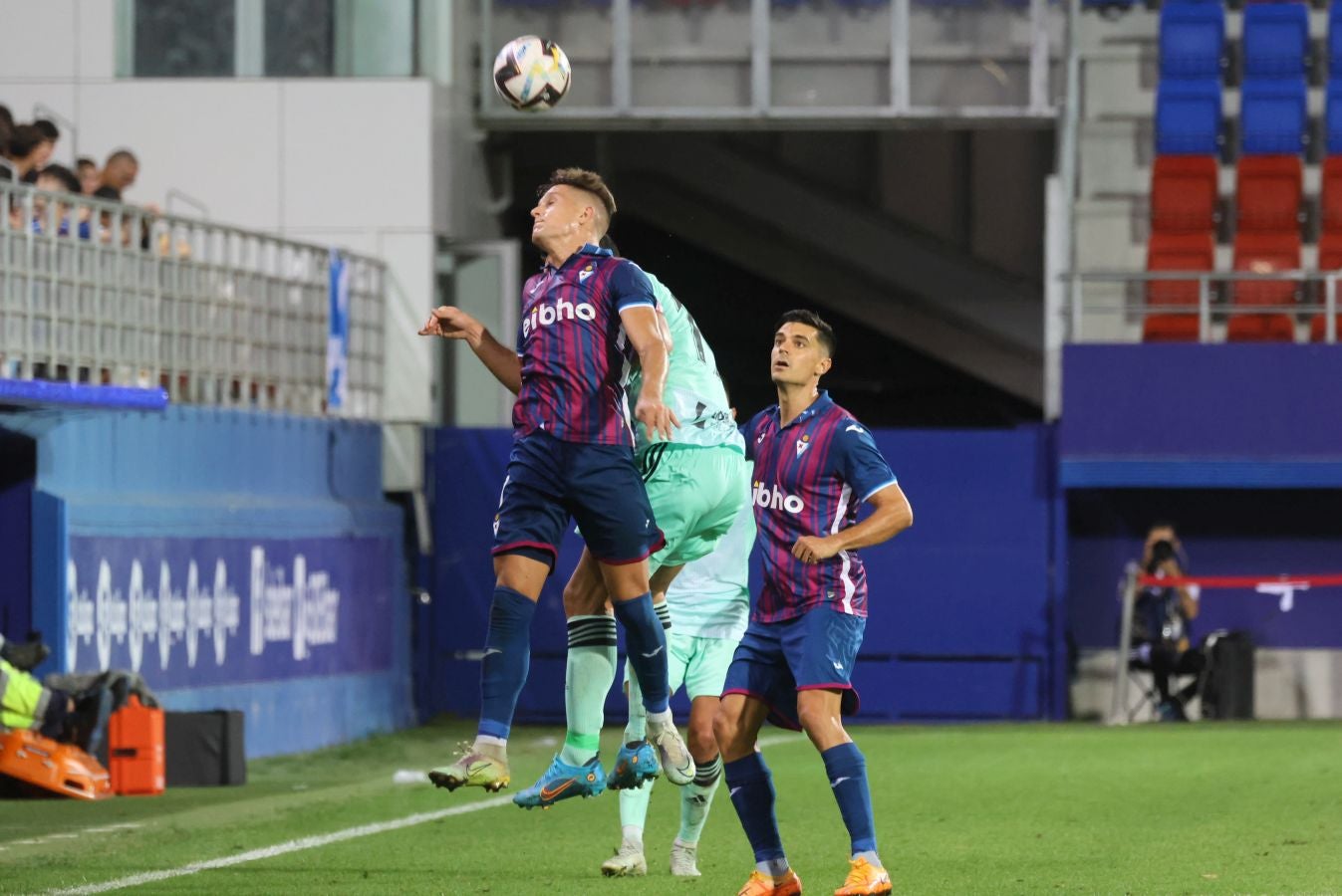 Fotos: Goleada del Eibar al Granada