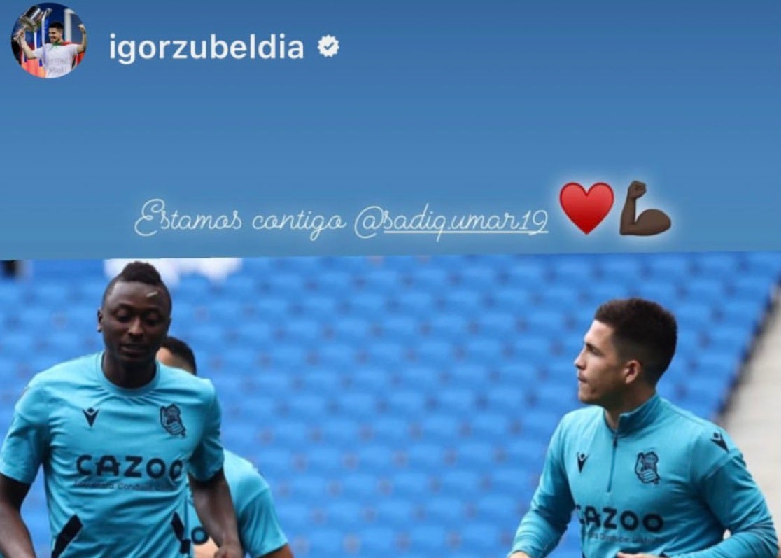 Fotos: La plantilla de la Real Sociedad se vuelca con Sadiq