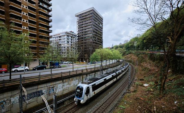 Los vecinos piden soterrar desde Morlans hasta Anoeta.