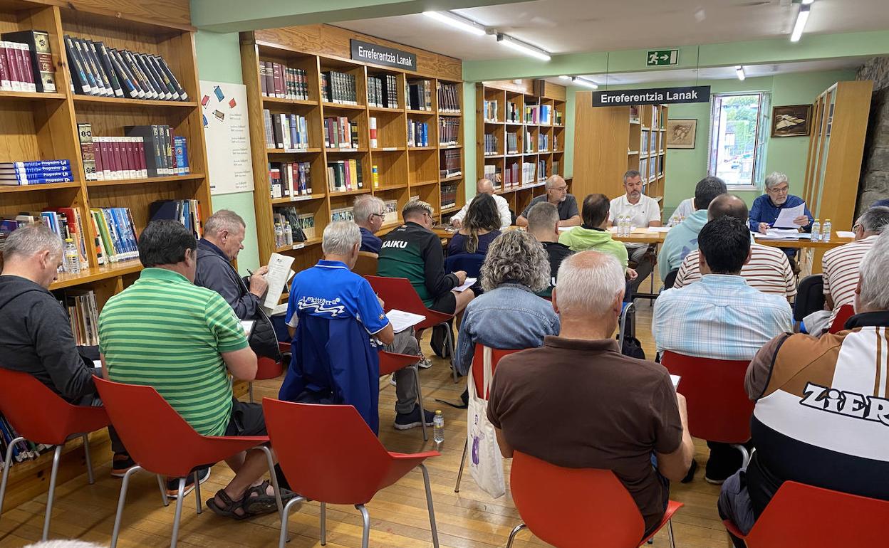La Asamblea de la ACT reunida en Bermeo. 