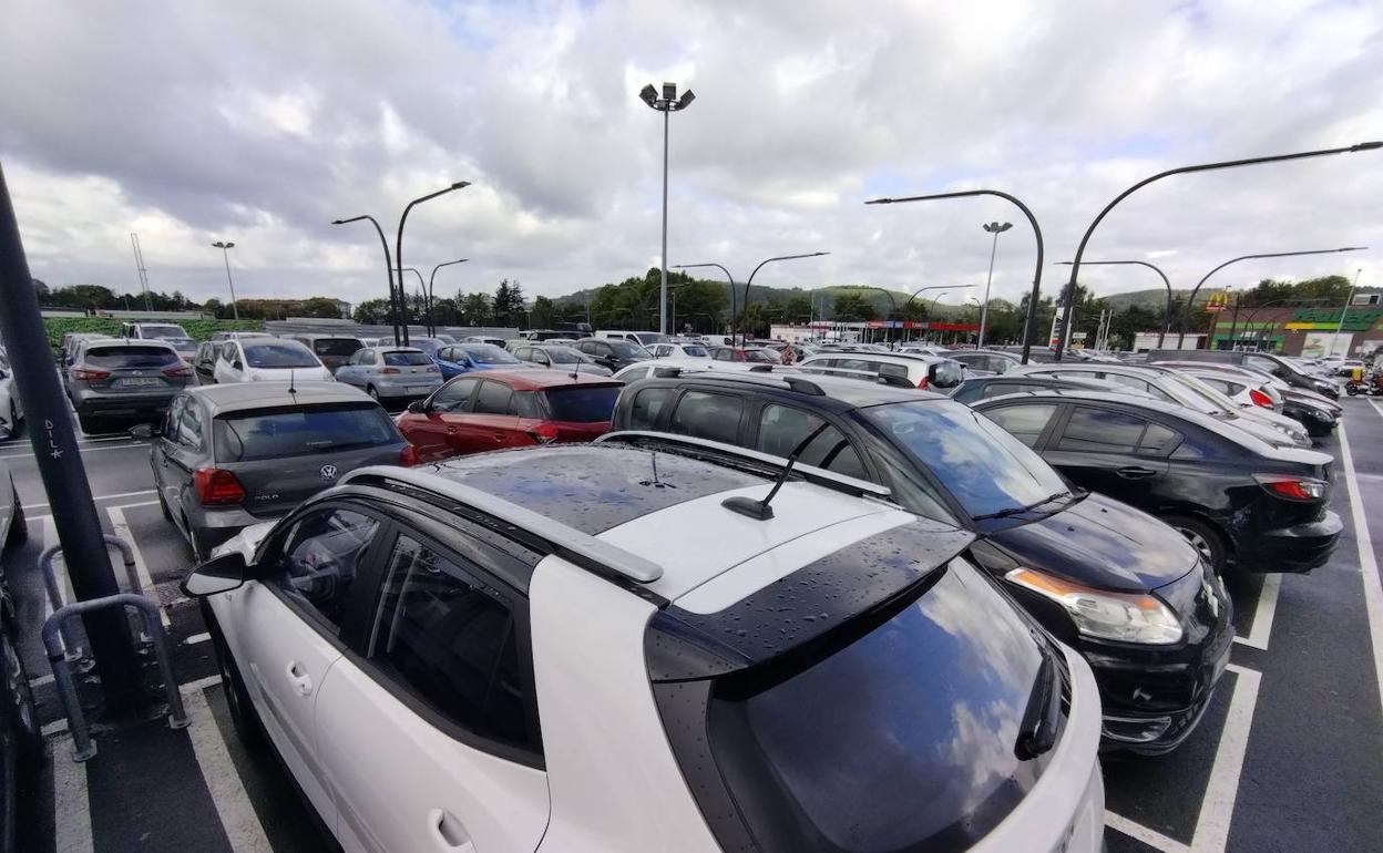 En la actualidad hay más de 2.000 plazas de aparcamiento en Garbera y el año que viene serán 3.600. 