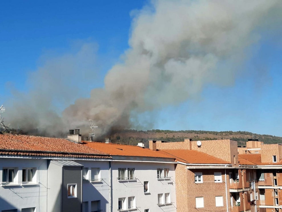 Fotos: Incendio en el monte navarro de Ezkaba