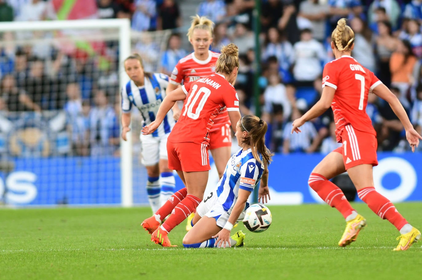 Fotos: El Real Sociedad - Bayern Munich, en imágenes