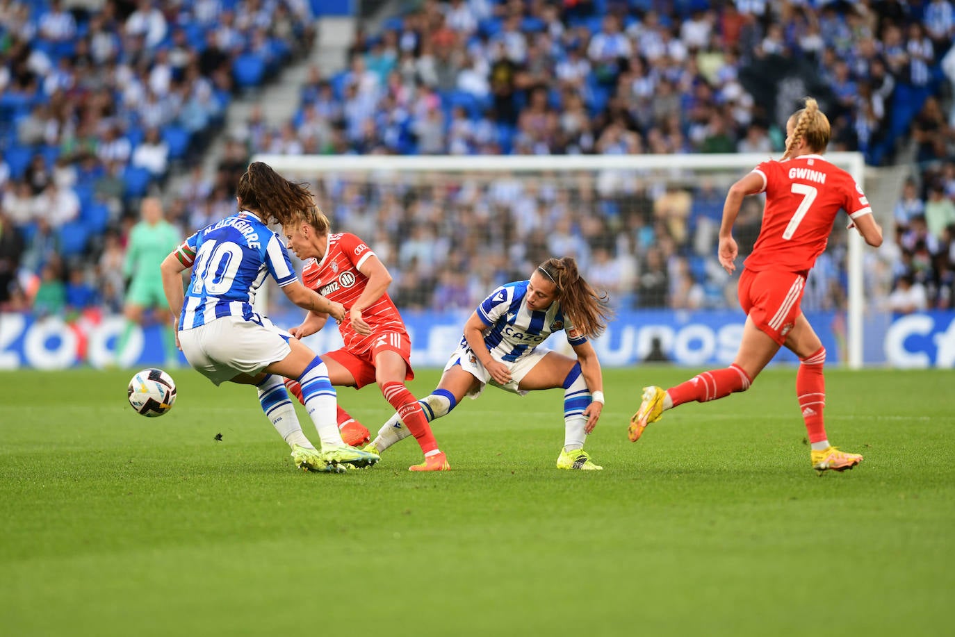 Fotos: El Real Sociedad - Bayern Munich, en imágenes