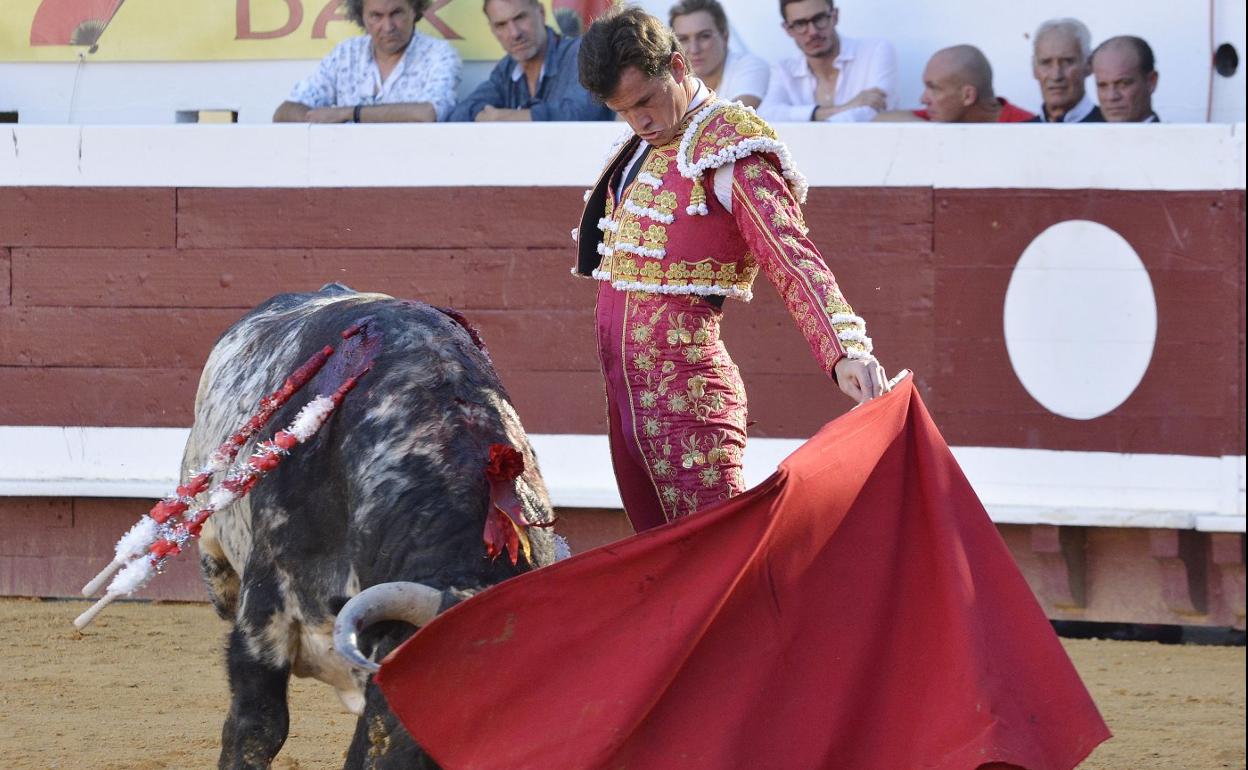  Daniel Luque torea al natural el pasado día 11 en Dax. 