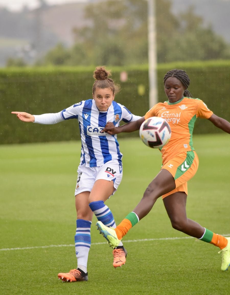 Real y Betis firman un gran partido que descubre algunas de las potencialidades del equipo de Natalia Arroyo pero también puntos a cuidar el jueves en Múnich. 