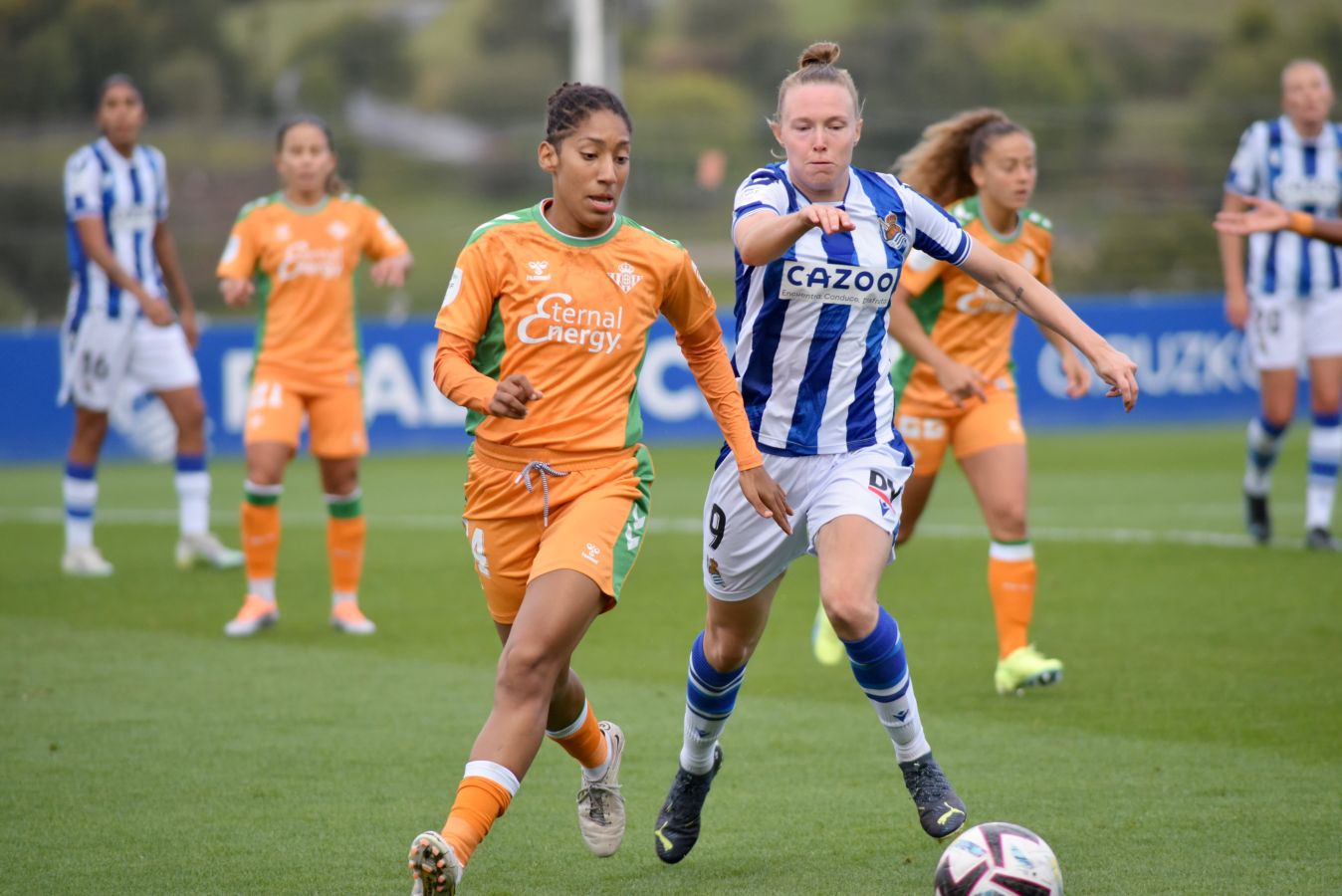 Real y Betis firman un gran partido que descubre algunas de las potencialidades del equipo de Natalia Arroyo pero también puntos a cuidar el jueves en Múnich. 