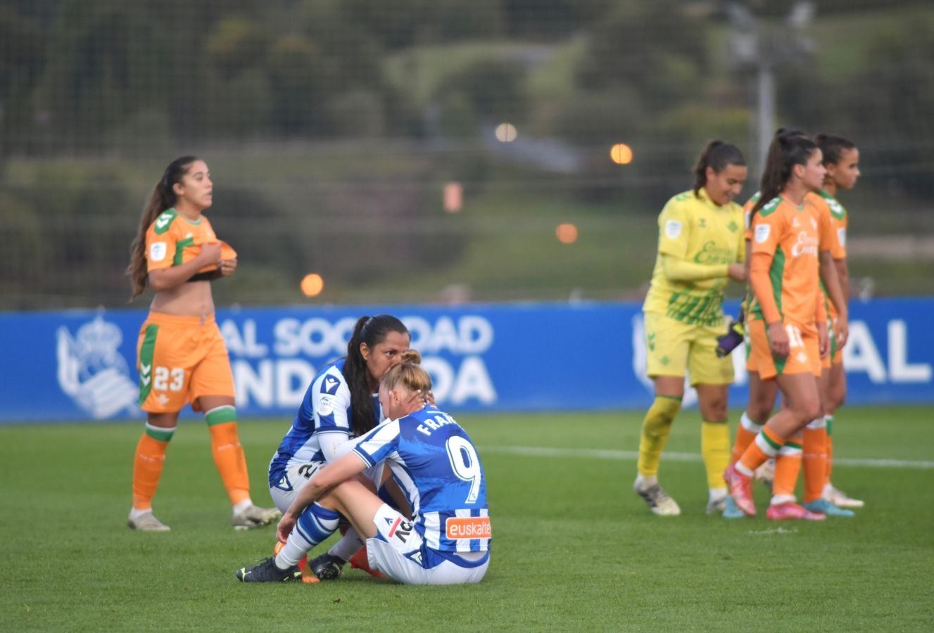 Real y Betis firman un gran partido que descubre algunas de las potencialidades del equipo de Natalia Arroyo pero también puntos a cuidar el jueves en Múnich. 