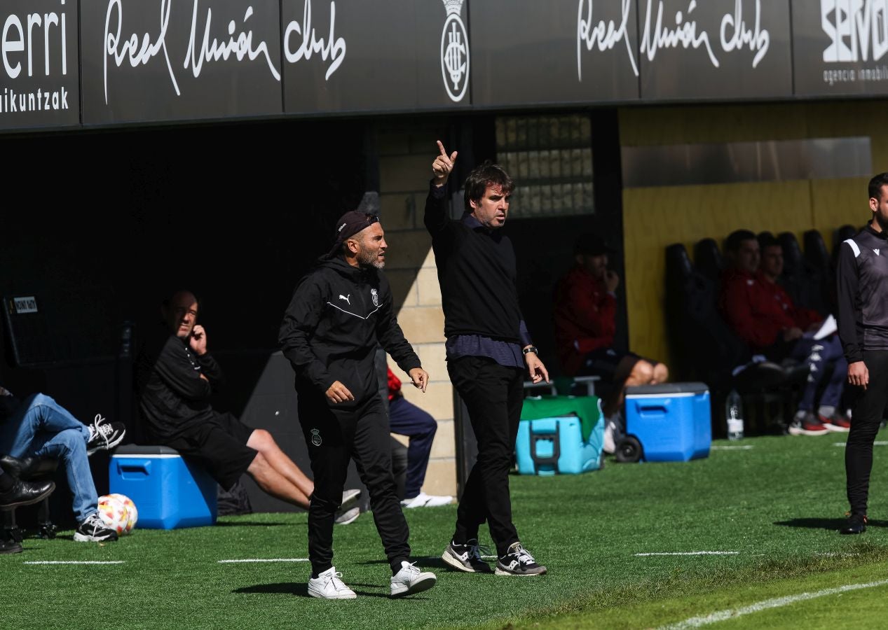 El Alcoyano se ha llevado el triunfo este mediodía de Irun gracias a un tanto de Juanan en el 81, justo después de que Sánchez pusiese las tablas con un golazo para los de casa.
