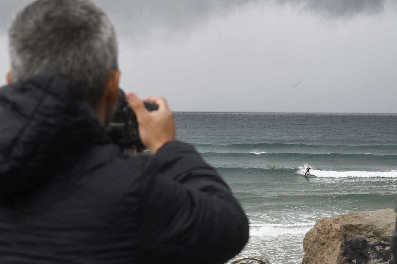 El joven, de 16 años, fue el gran dominador de la prueba superando a los franceses Andy Criere y Adrien Toyon. 