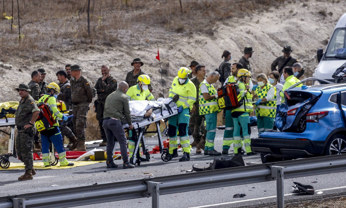 Fotos: Accidente múltiple en la A-1 en Vitoria