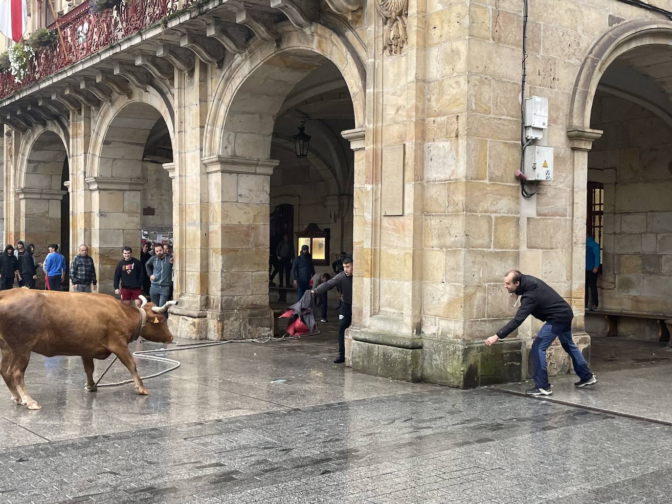 Fotos: Los Sanmigeles ya son historia, pero los Errosaixuek piden paso en Oñati