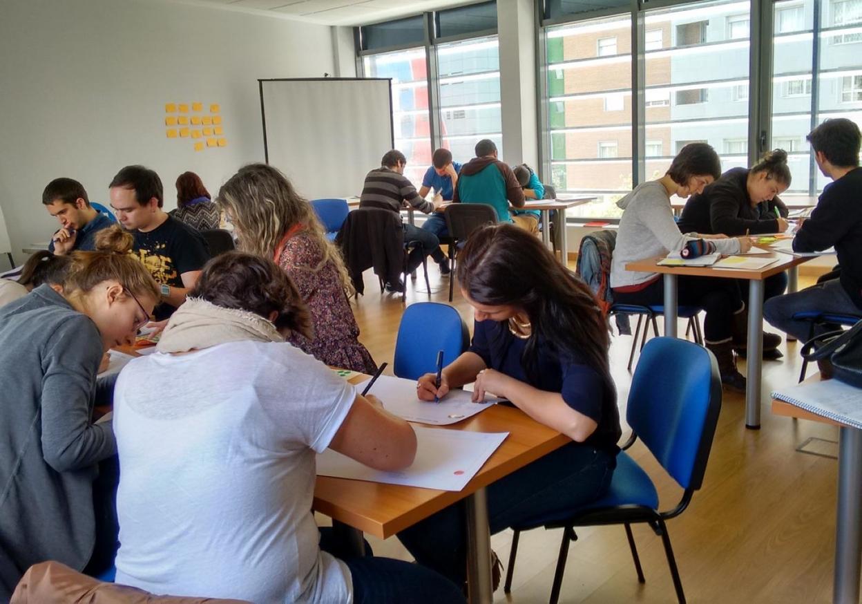 160 personas han pasado por el programa Hazilan durante las 12 ediciones anteriores. 