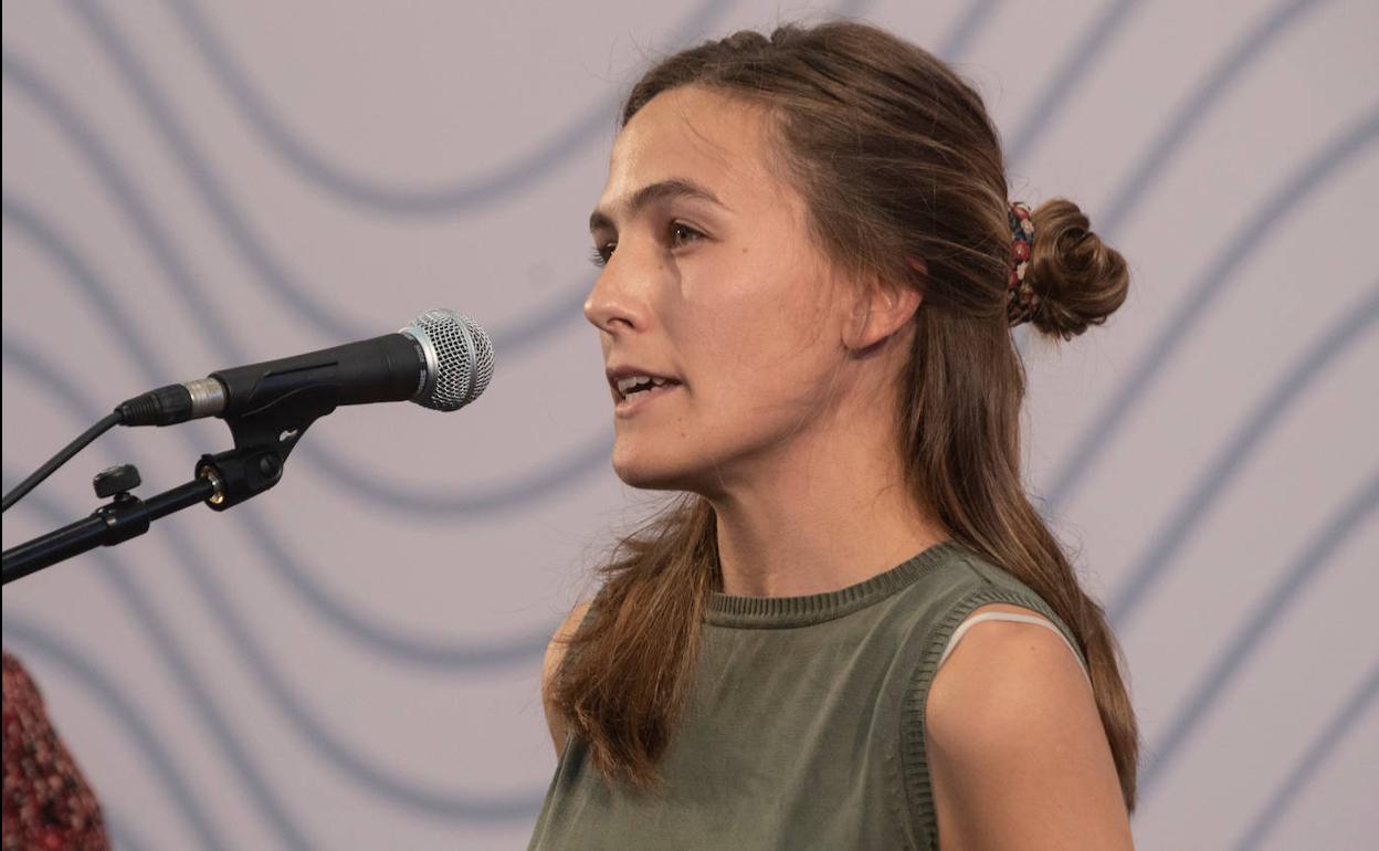 Nerea Ibarzabal, atzo kantuan. 