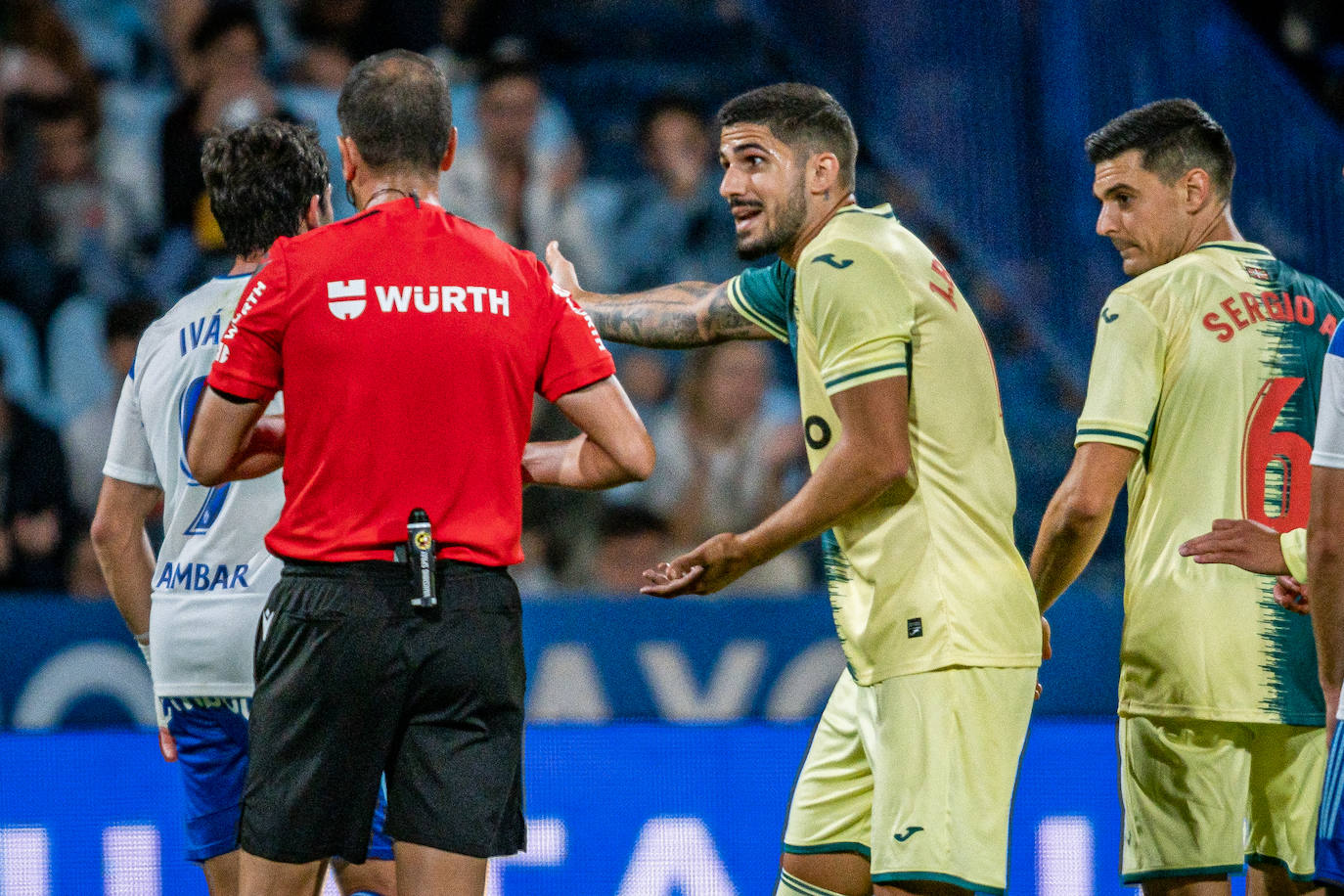 Fotos: El Eibar resiste de forma titánica ante el Zaragoza