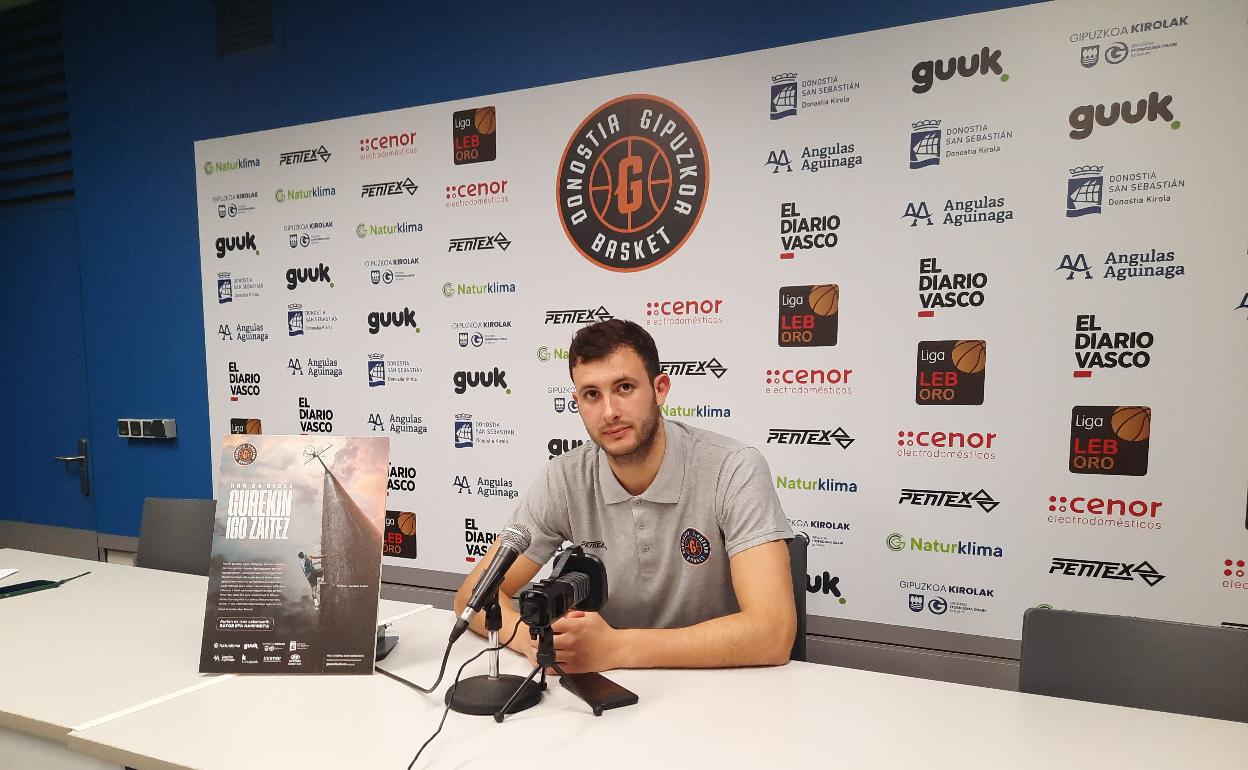 Xabi Oroz, este martes en la sala de prensa del Angulas Aguinaga Arena.