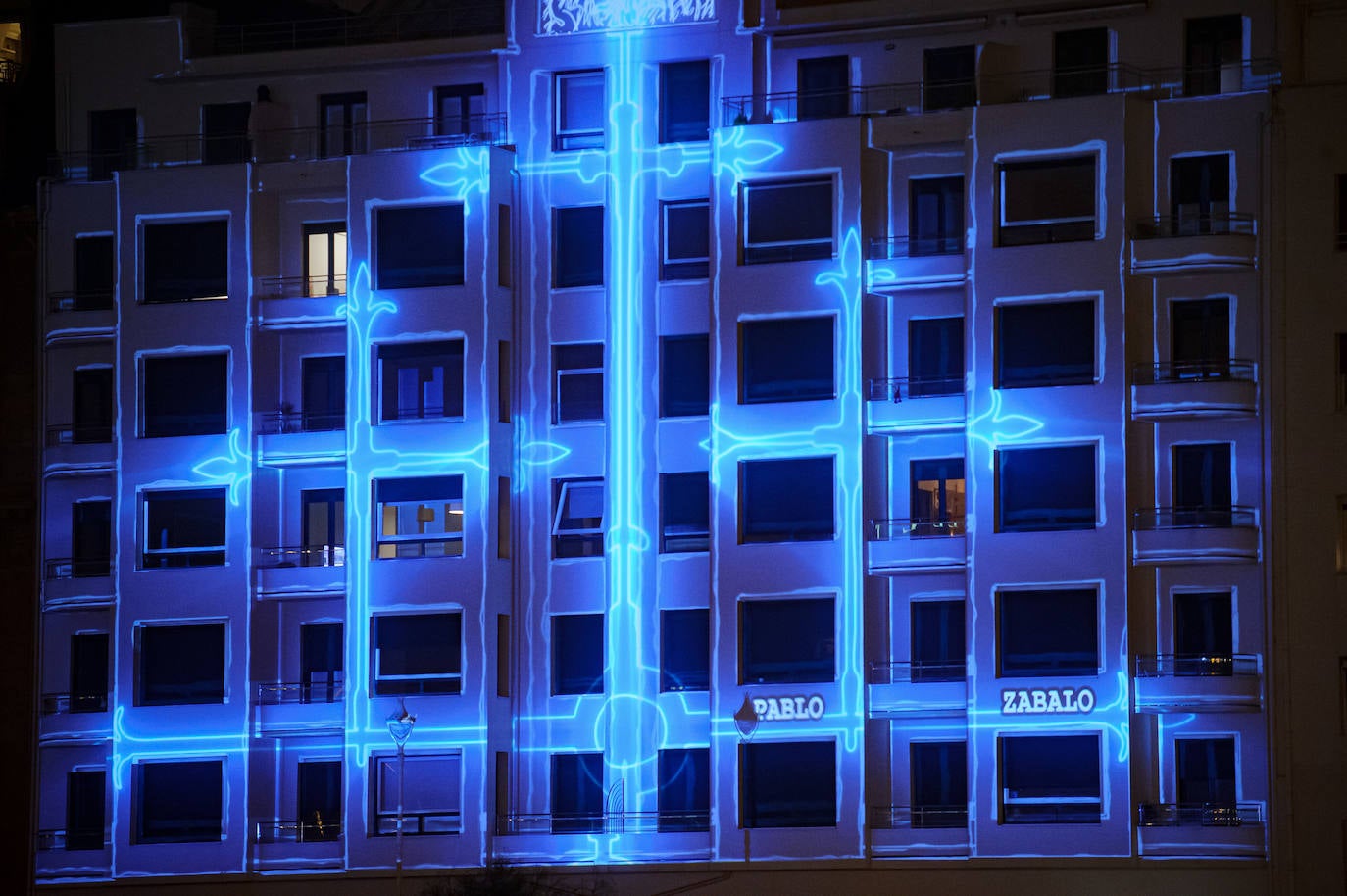 Fotos: El vídeo &#039;mapping&#039; con la historia de un edificio de Donostia