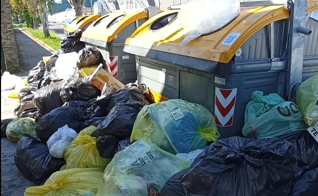 Eguzki denuncia «toneladas de basura acumuladas diariamente y sin separar» en Garbera