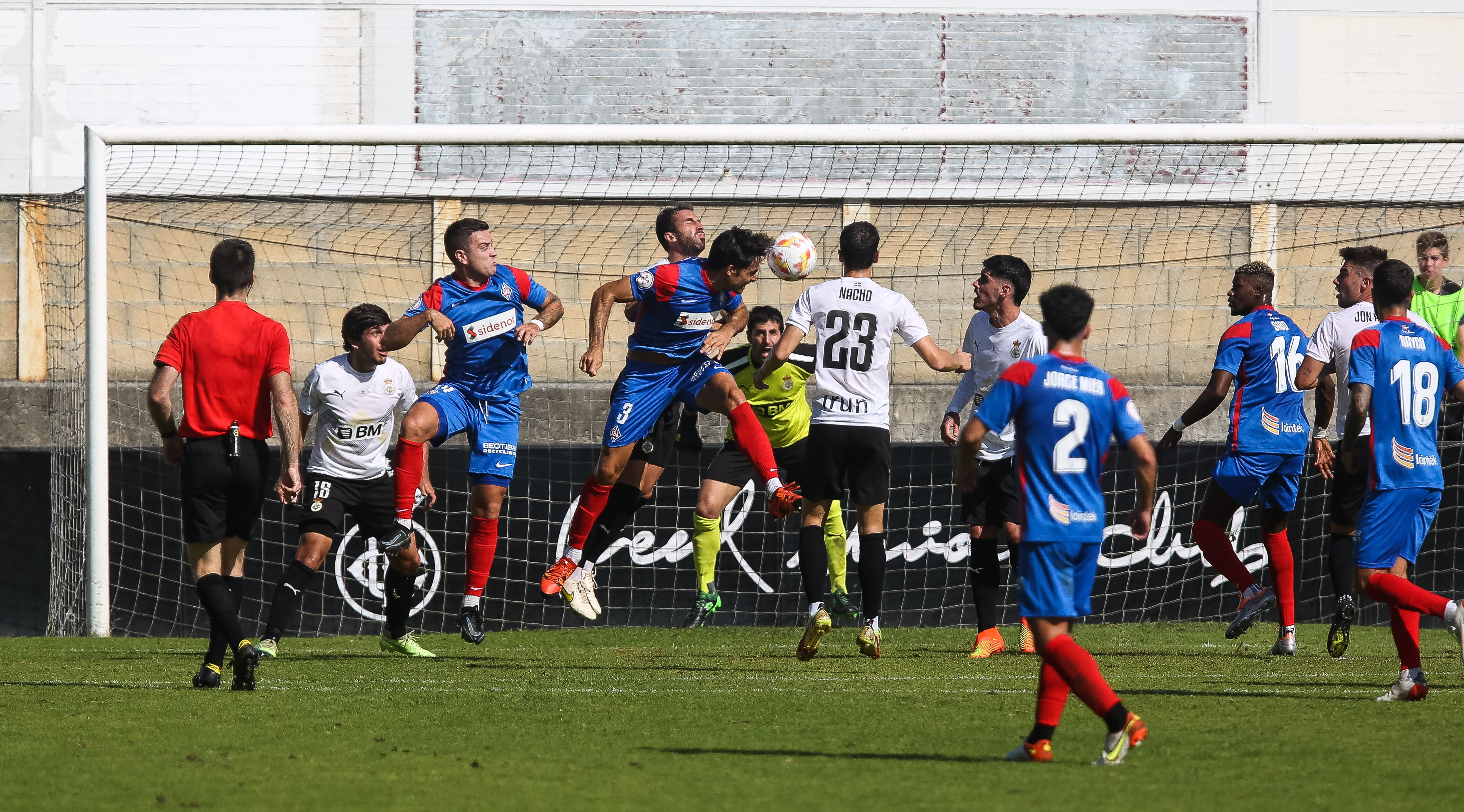 Fotos: El Real Unión se impone 4-3 al Amorebieta