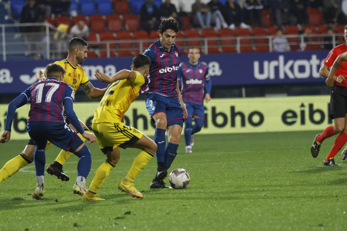 Fotos: El Eibar empata contra el Mirándes